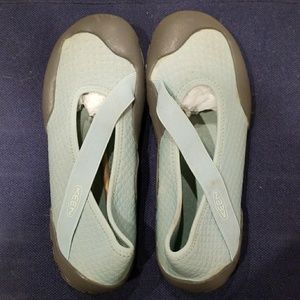 Water shoes